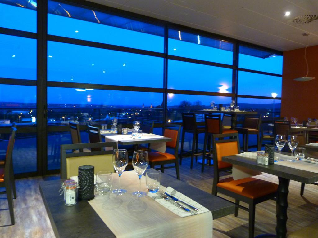 Hotel Le Kolibri Турню Экстерьер фото