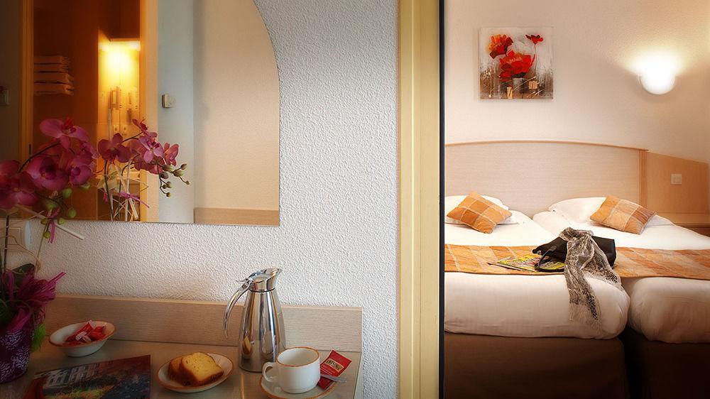 Hotel Le Kolibri Турню Экстерьер фото