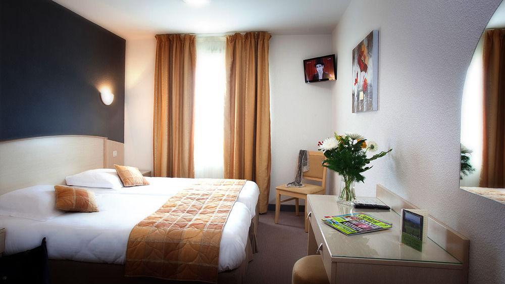 Hotel Le Kolibri Турню Экстерьер фото